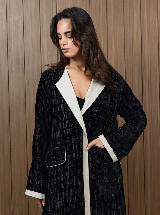 SQUARE VELVET