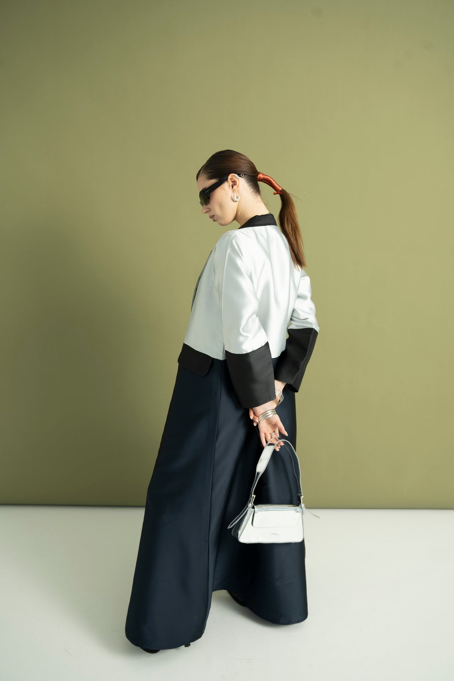SILVER NAVY TAFFETA