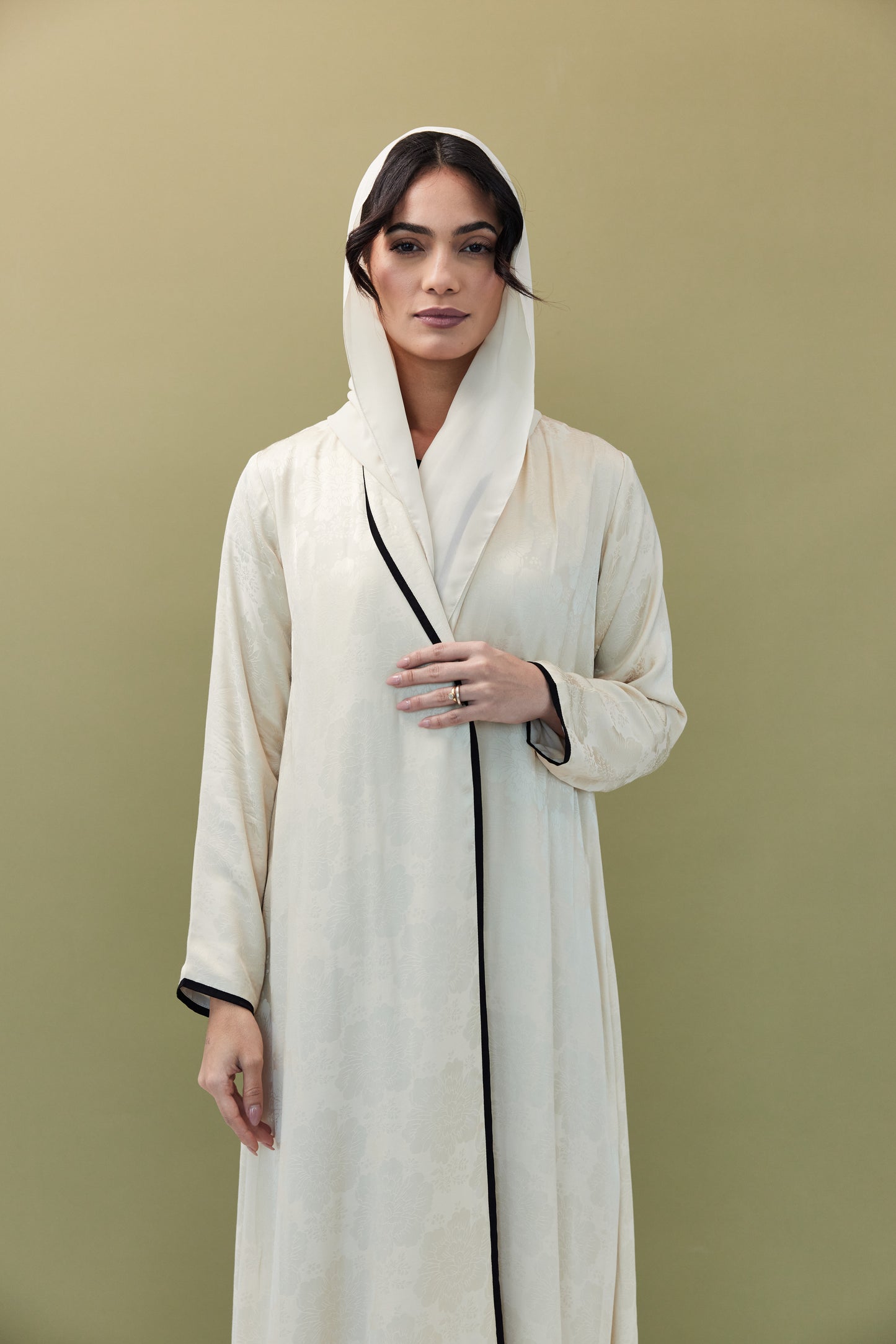 A - IVORY BOTANICA
