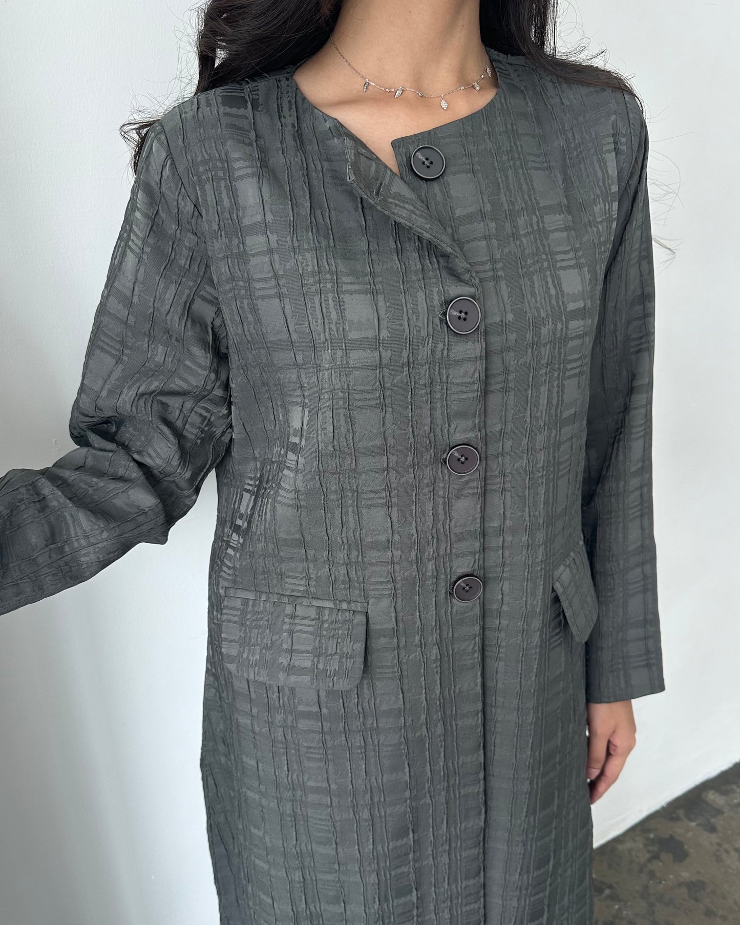 IN FRAME GREY