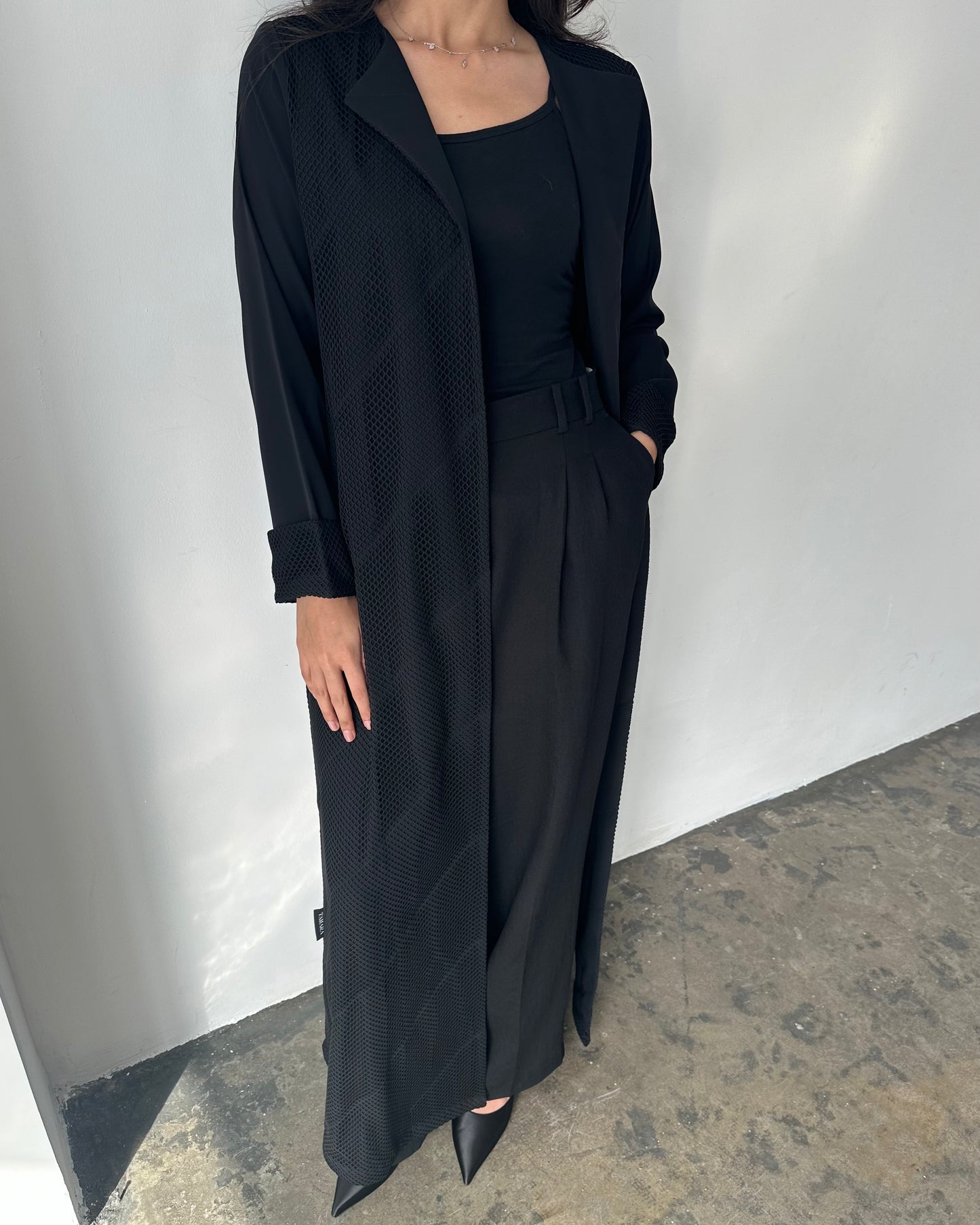 DUNE BLACK