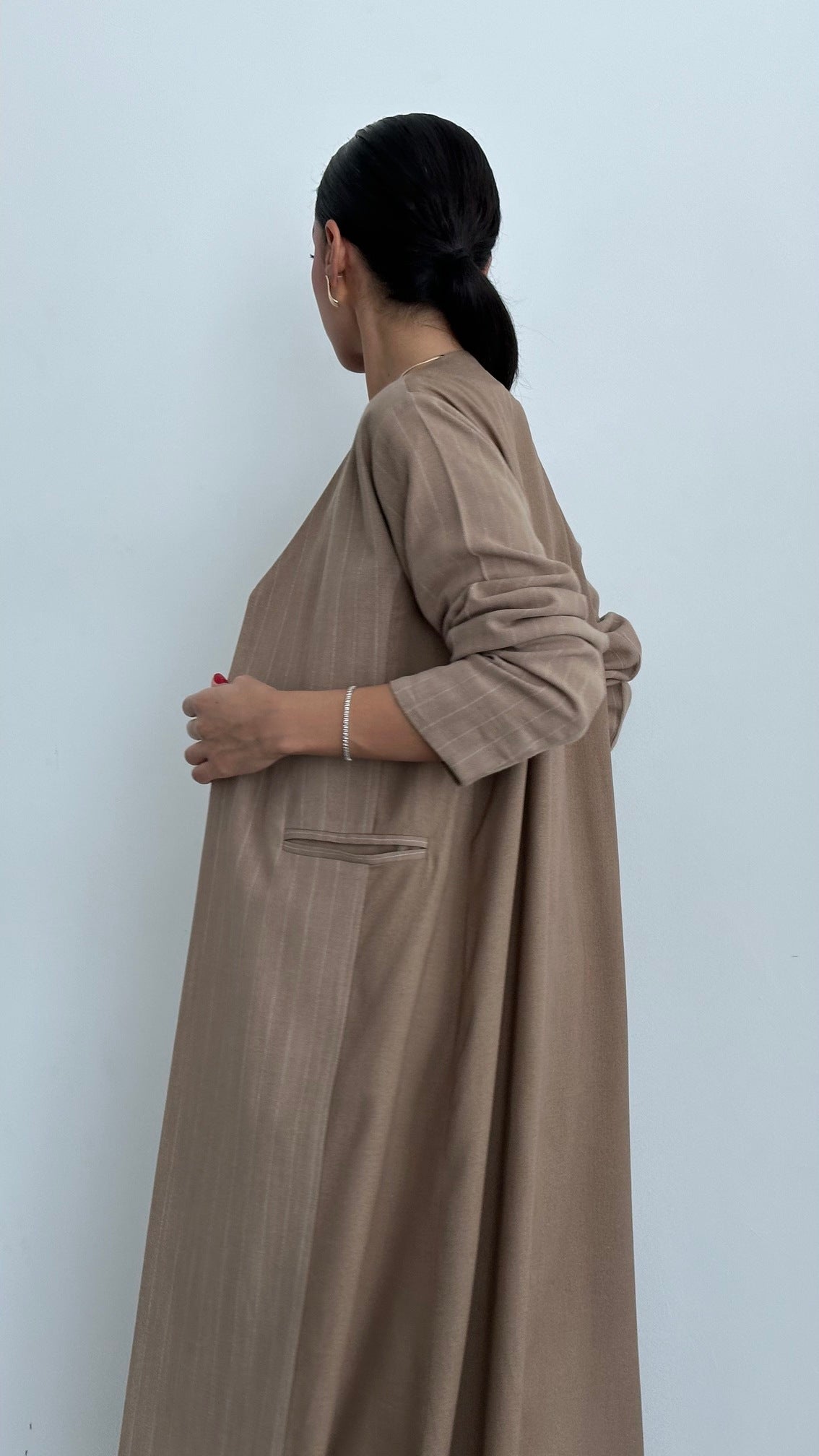 Two linen beige
