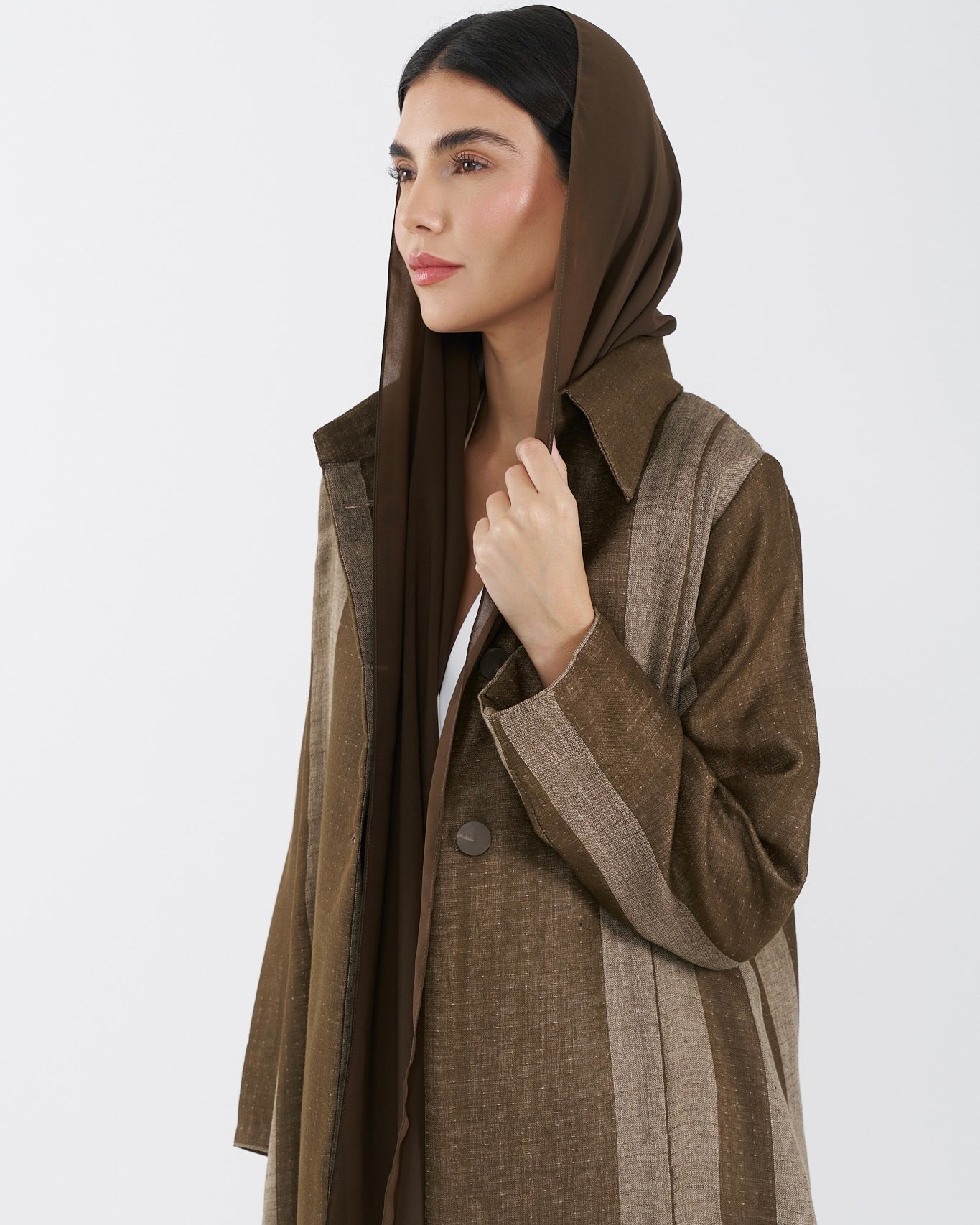 EARTHY LINE