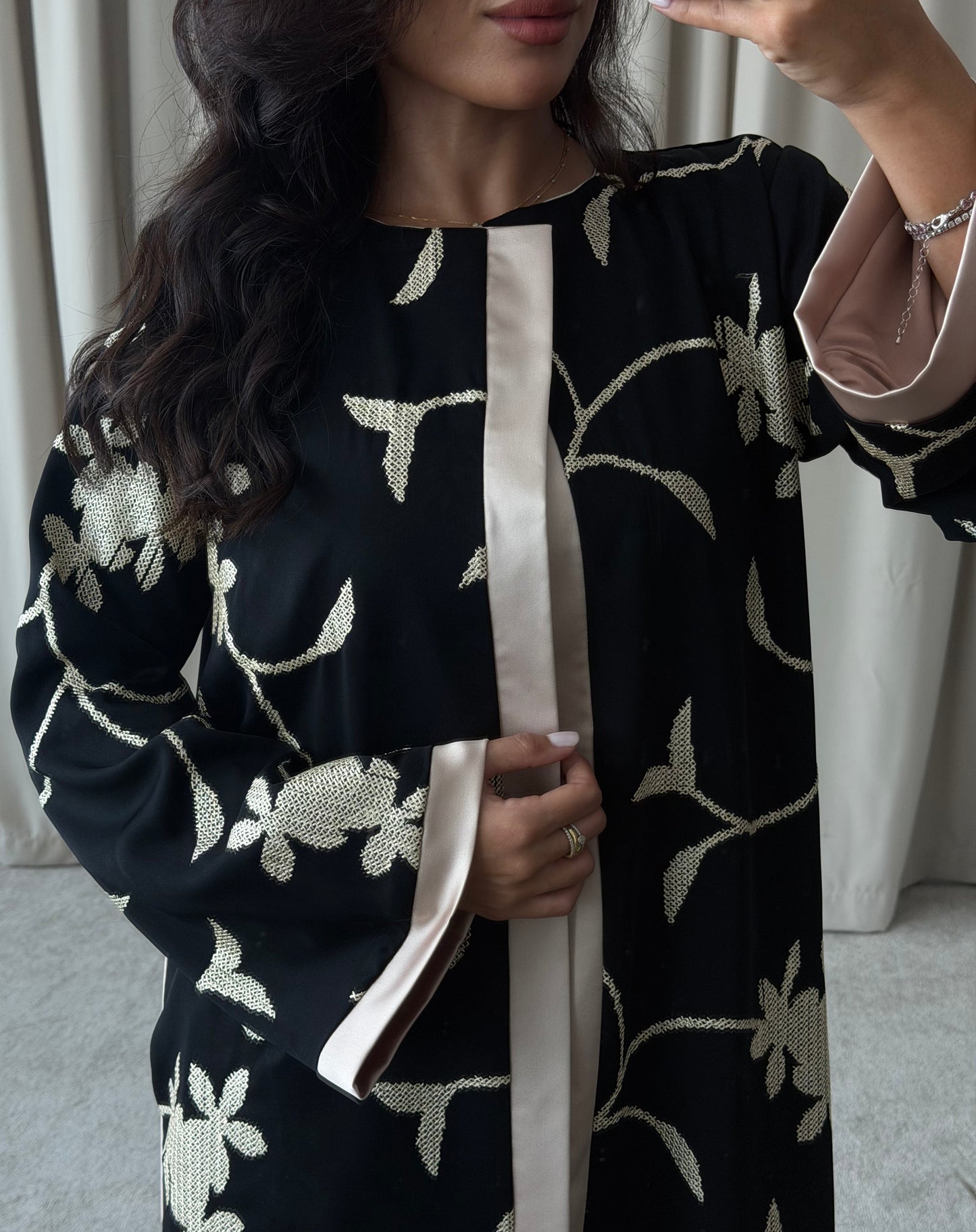 Fleur Beige