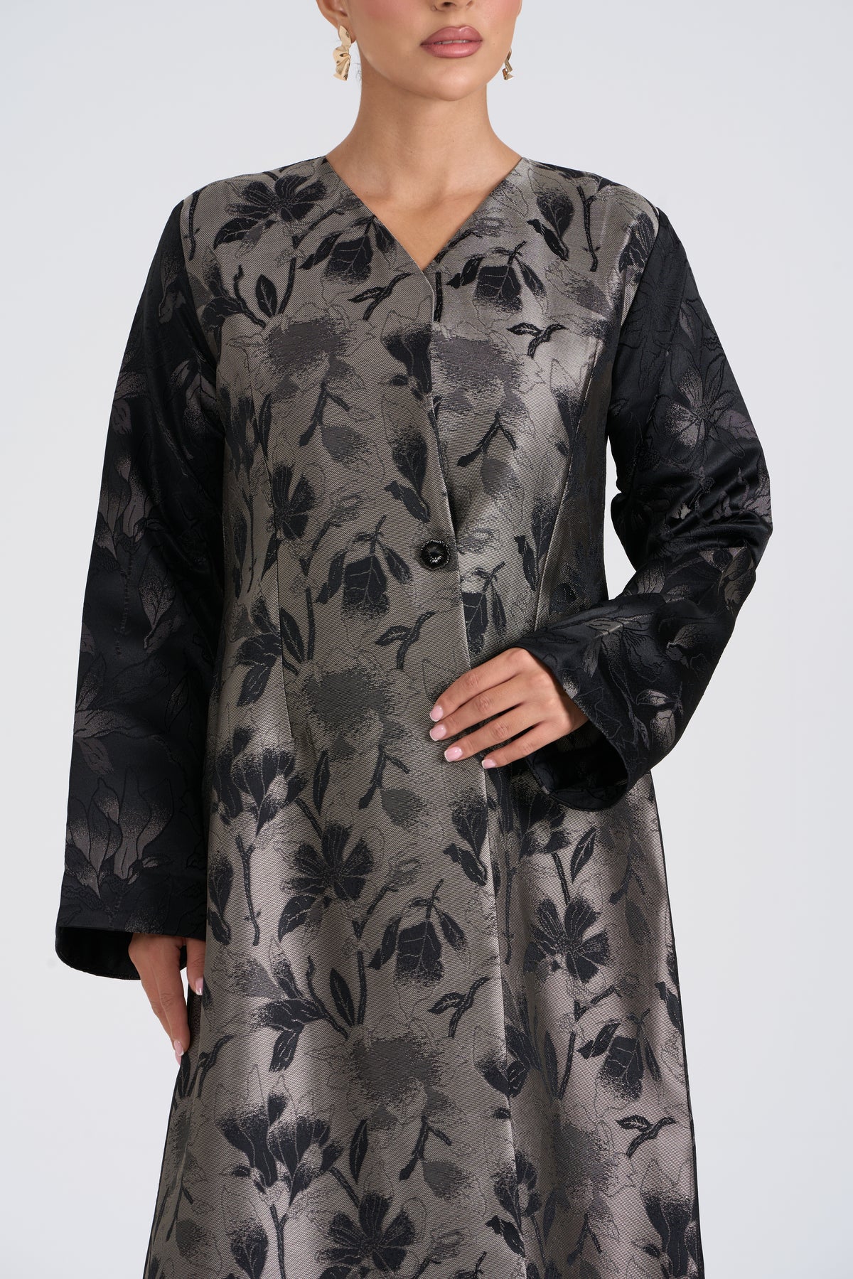Leaves taupe
