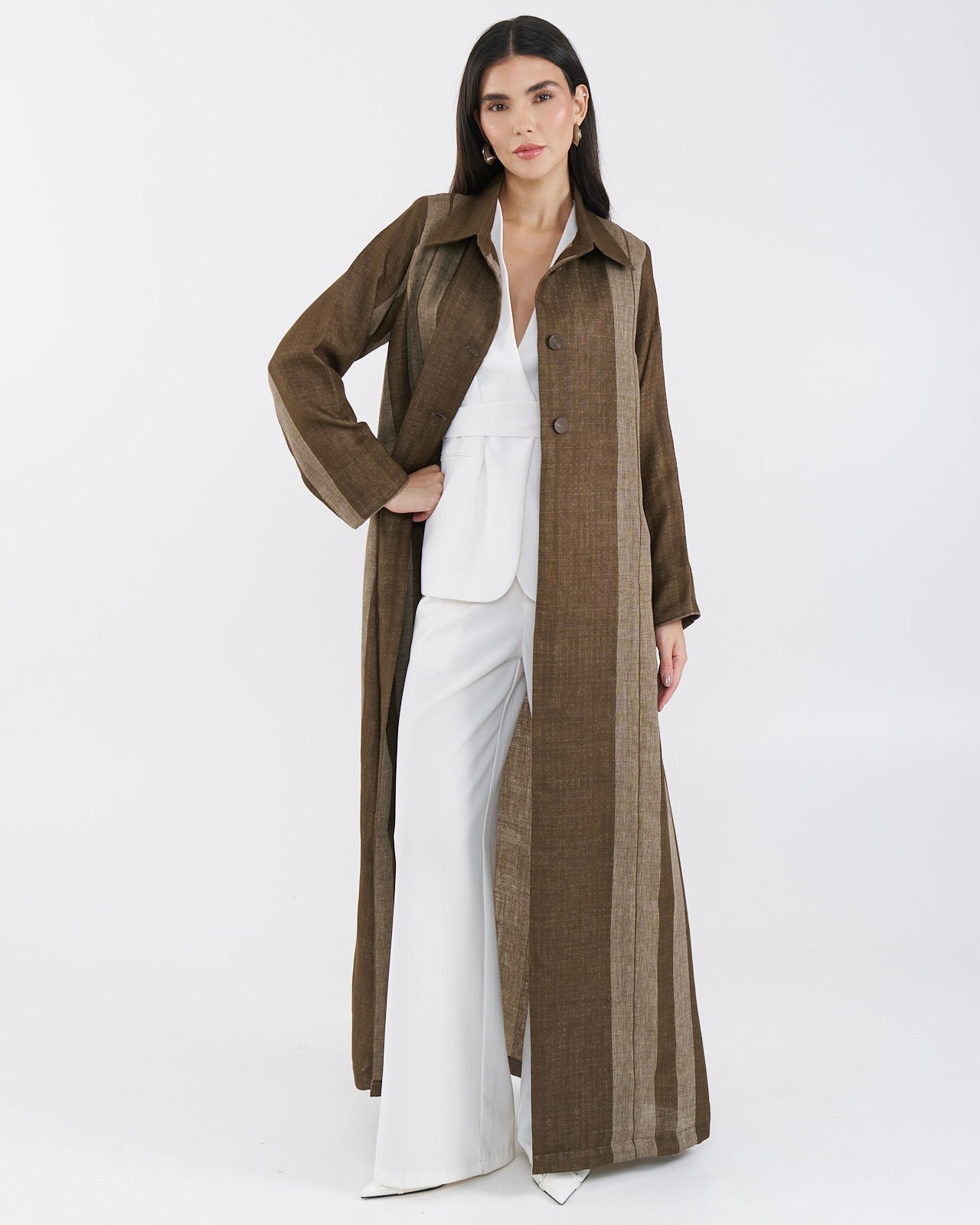 EARTHY LINE